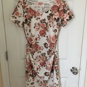 Cute floral maternity dress